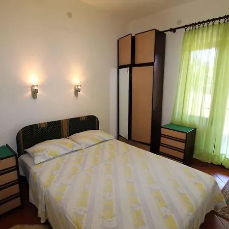 Apartment 8 Silo (Krk)