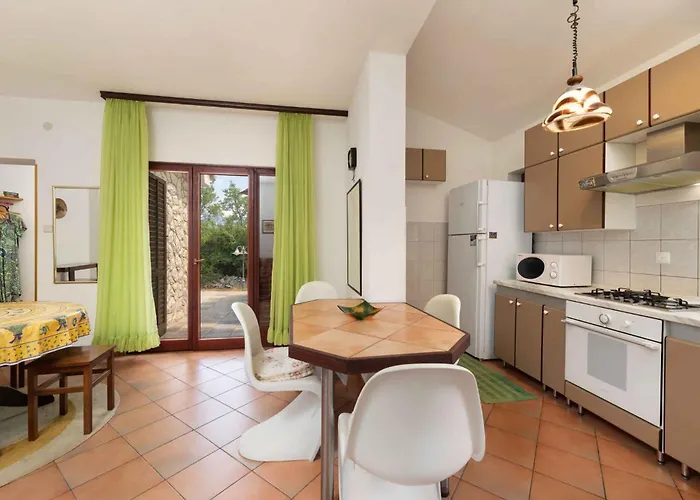 Apartment 8 Silo (Krk)